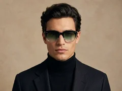 BS2503-0112_Black_Rectangular_Plastic_Sunglasses-tryon_male