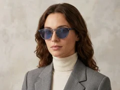 BS2503-0115_Grey_Oval_Plastic_Sunglasses-tryon_female