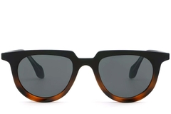 BS2503-0122_Tortoiseshell_Oval_Plastic_Sunglasses_front