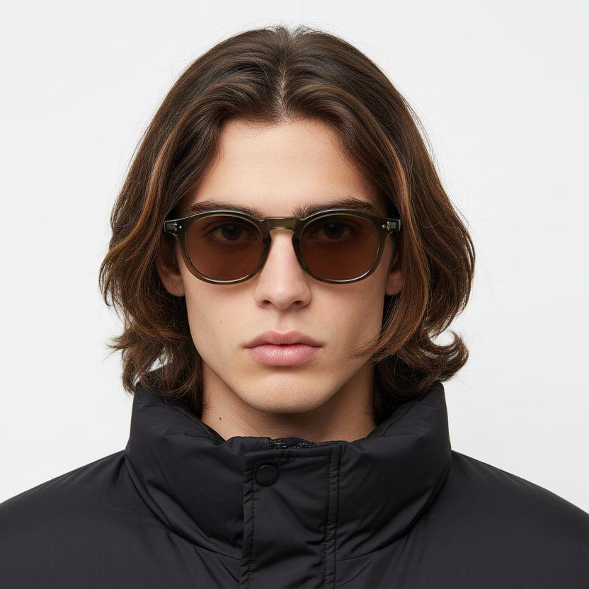 bs2503-0132_brown_oval_plastic_sunglasses_model