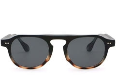 BS2503-0156_Tortoiseshell_Aviator_Plastic_Sunglasses_front
