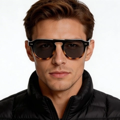 bs2503-0156_tortoiseshell_aviator_plastic_sunglasses_model