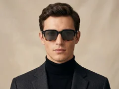BS2503-0161_Tortoiseshell_Rectangular_Plastic_Sunglasses-tryon_male