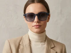 BS2503-0163_Blue_Rectangular_Plastic_Sunglasses-tryon_female