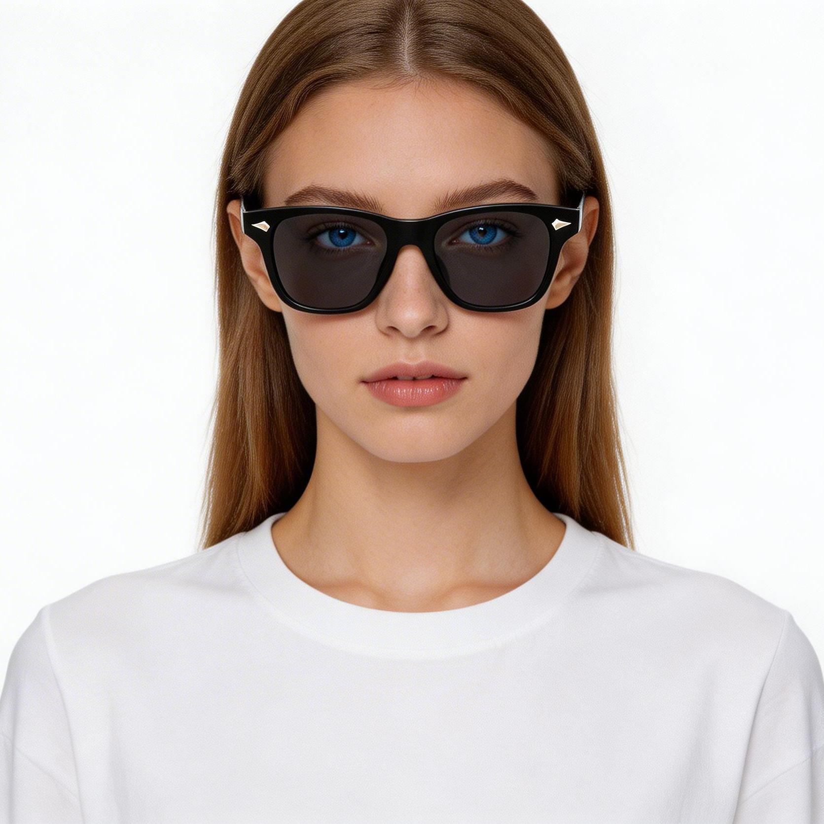 bs2503-0168_black_rectangular_plastic_sunglasses_model