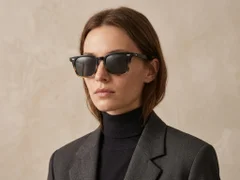 BS2503-0193_Tortoiseshell_Rectangular_Plastic_Sunglasses-tryon_female