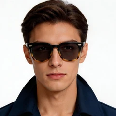 bs2503-0193_tortoiseshell_rectangular_plastic_sunglasses_model