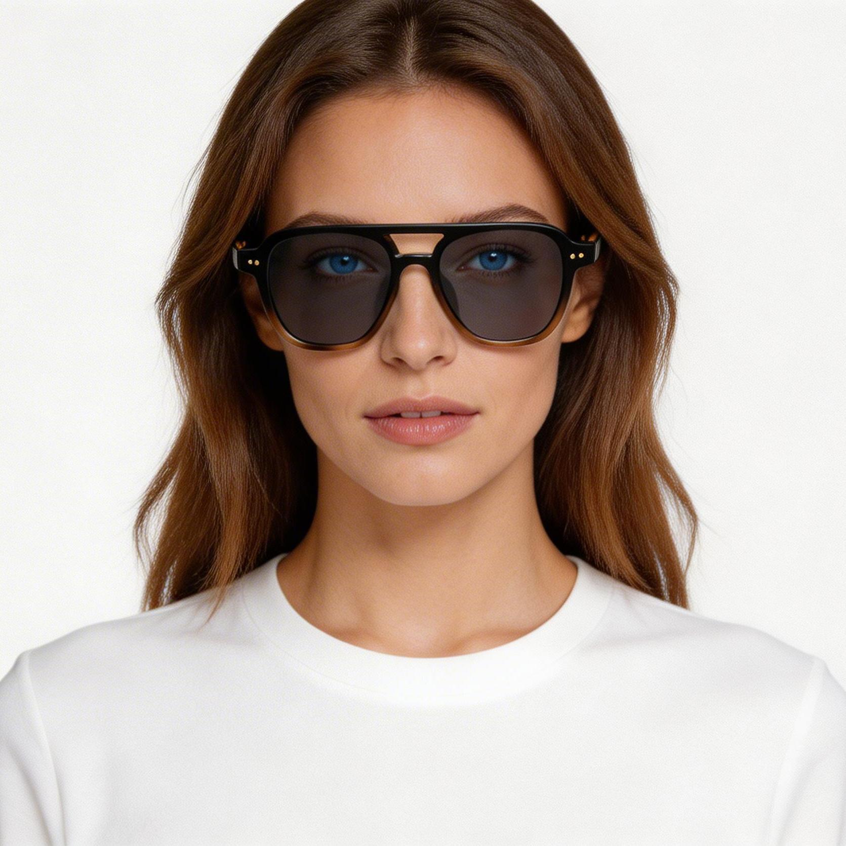 bs2503-0213_tortoiseshell_aviator_plastic_sunglasses_model