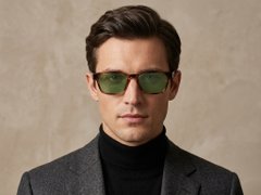 BS2503-0215_Tortoiseshell_Rectangular_Plastic_Sunglasses-tryon_male