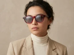 BS2503-0221_Red_Oval_Plastic_Sunglasses-tryon_female