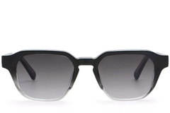 BS2503-0228_Black_Rectangular_Plastic_Sunglasses_front
