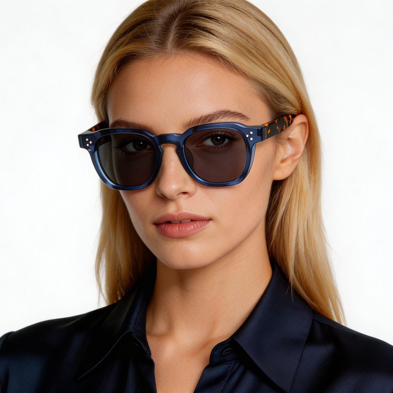 bs2503-0242_blue_geometric_plastic_sunglasses_model
