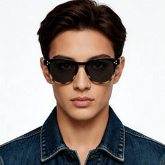 BS2503-0263_Tortoiseshell_Rectangular_Plastic_Sunglasses_model