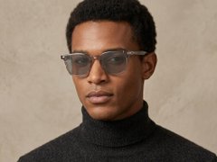 BS2503-0274_Grey_Rectangular_Plastic_Sunglasses-tryon_male