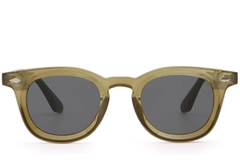 BS2503-0280_Green_Oval_Plastic_Sunglasses_front