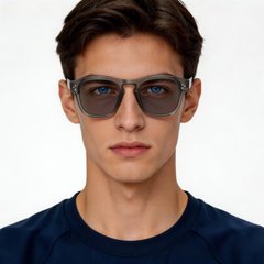 bs2503-0298_grey_rectangular_plastic_sunglasses_model