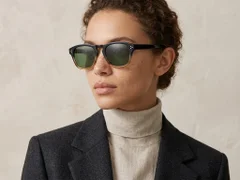 BS2503-0299_Tortoiseshell_Rectangular_Plastic_Sunglasses-tryon_female