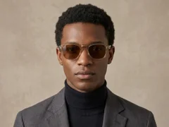 BS2503-0300_Brown_Rectangular_Plastic_Sunglasses-tryon_male
