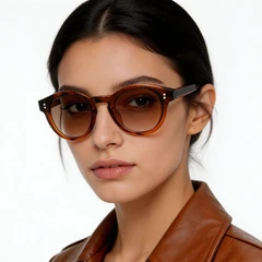 bs2503-0306_brown_oval_plastic_sunglasses_model
