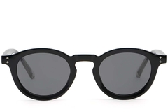 BS2503-0312_Black_Oval_Plastic_Sunglasses_front