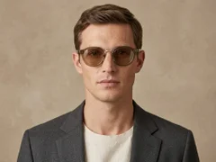 BS2503-0314_Brown_Oval_Plastic_Sunglasses-tryon_male