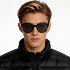 bs2503-0317_black_rectangular_plastic_sunglasses_model