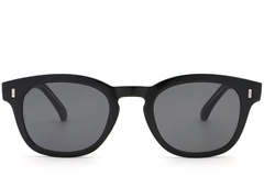 BS2503-0323_Black_Oval_Plastic_Sunglasses_front