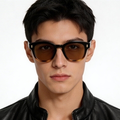 bs2503-0325_tortoiseshell_oval_plastic_sunglasses_model