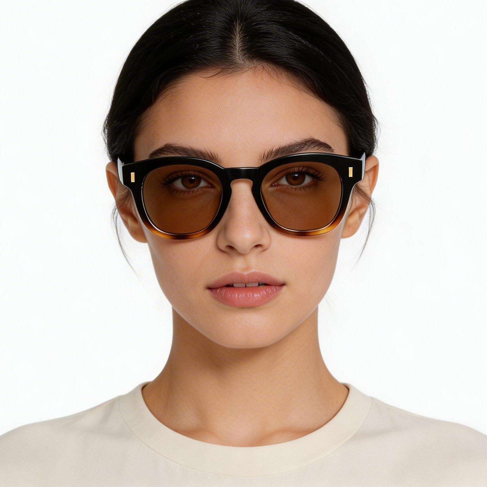 bs2503-0325_tortoiseshell_oval_plastic_sunglasses_model