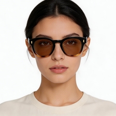 bs2503-0325_tortoiseshell_oval_plastic_sunglasses_model