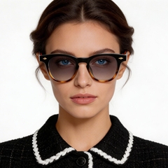 bs2503-0342_tortoiseshell_oval_plastic_sunglasses_model