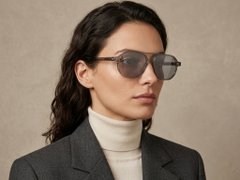 BS2503-0348_Grey_Aviator_Plastic_Sunglasses-tryon_female