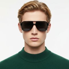 BS2503-0353_Black_Aviator_Plastic_Sunglasses_model