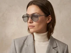 BS2503-0354_Grey_Aviator_Plastic_Sunglasses-tryon_female