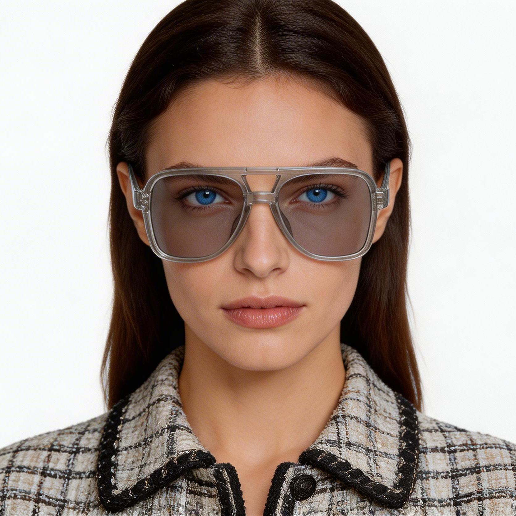 bs2503-0354_grey_aviator_plastic_sunglasses_model