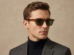 BS2503-0363_Brown_Oval_Plastic_Sunglasses-tryon_male