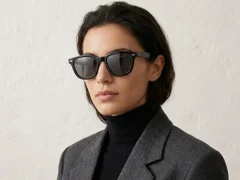 BS2503-0370_Black_Rectangular_Plastic_Sunglasses-tryon_female