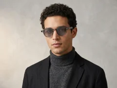 BS2503-0378_Grey_Oval_Plastic_Sunglasses-tryon_male