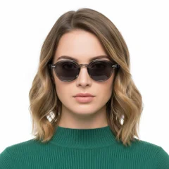BS2503-0378_Grey_Oval_Plastic_Sunglasses_model