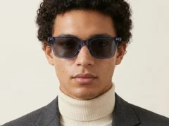 BS2503-0398_Blue_Rectangular_Plastic_Sunglasses-tryon_male