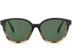 BS2503-0414_Tortoiseshell_Butterfly_Plastic_Sunglasses_front