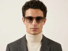 BS2503-0428_Brown_Oval_Plastic_Sunglasses-tryon_male