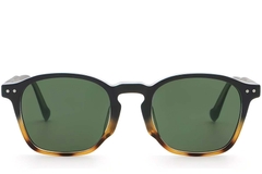BS2503-0430_Tortoiseshell_Oval_Plastic_Sunglasses_front