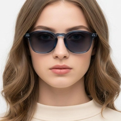 bs2503-0434_blue_oval_plastic_sunglasses_model