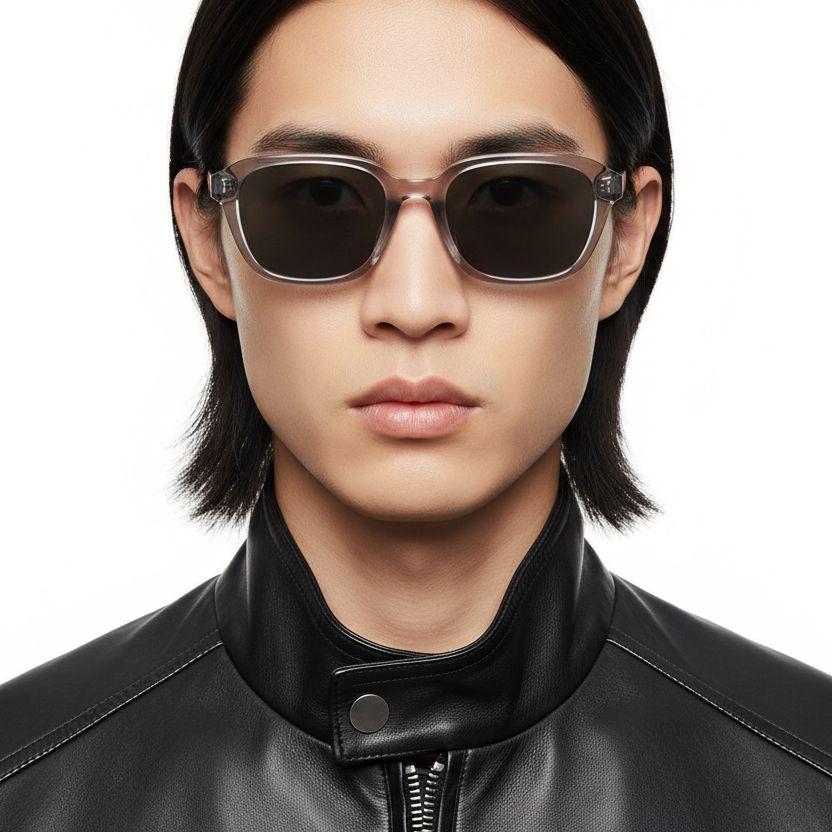 bs2503-0436_grey_rectangular_plastic_sunglasses_model