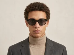 BS2503-0445_Black_Geometric_Plastic_Sunglasses-tryon_male