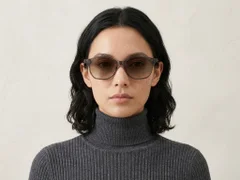 BS2503-0448_Brown_Geometric_Plastic_Sunglasses-tryon_female