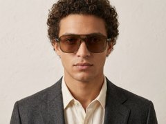 BS2503-0459_Brown_Aviator_Plastic_Sunglasses-tryon_male