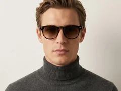 BS2503-0465_Tortoiseshell_Oval_Plastic_Sunglasses-tryon_male