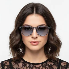 bs2503-0469_grey_rectangular_plastic_sunglasses_model